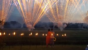 Heiratsantrag mit Feuerwerk